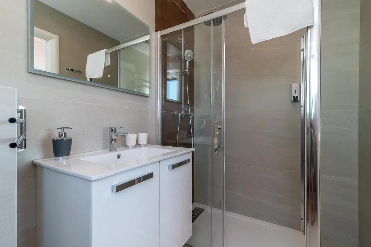 Luxury Villa Sun Stone Heated Pool & Whirlpool Трогир Хорватия